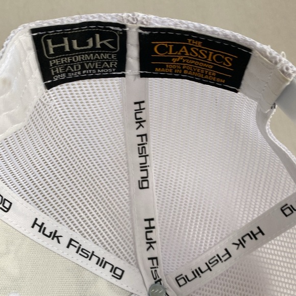 Huk Gray and White Snapback Hat with Camouflage Design - Picture 3 of 5